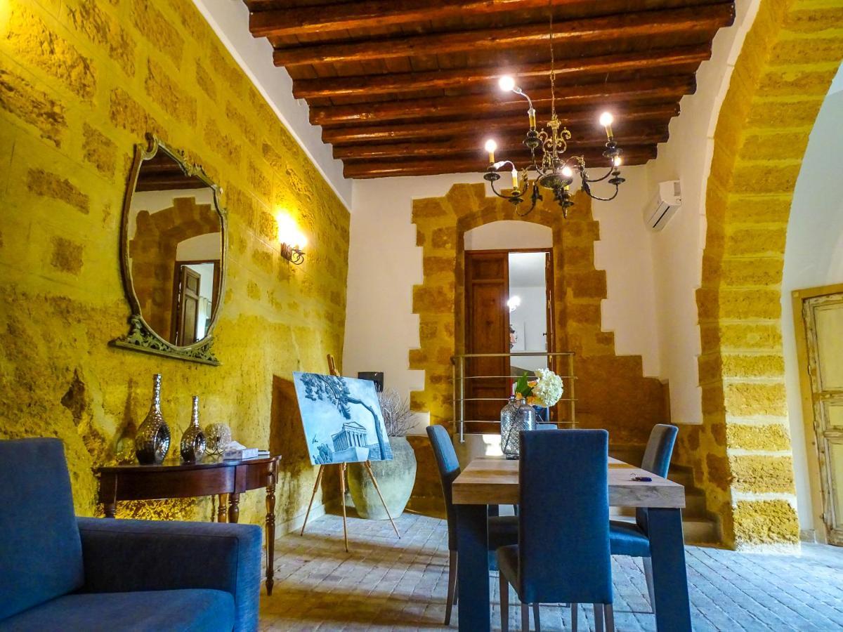 Villa La Lumia B&B Suites & Apartments Agrigento Exterior photo