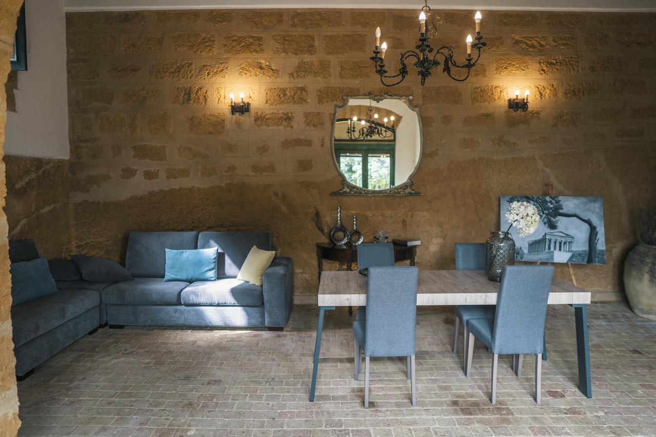 Villa La Lumia B&B Suites & Apartments Agrigento Exterior photo