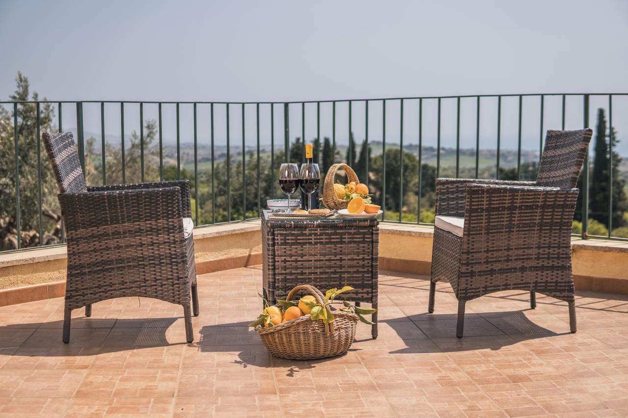 Villa La Lumia B&B Suites & Apartments Agrigento Exterior photo